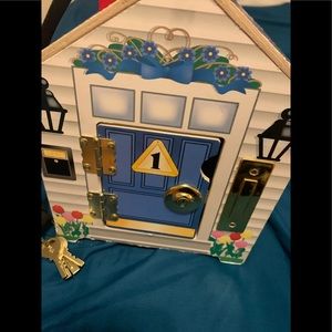 Melissa & Doug doorbell house